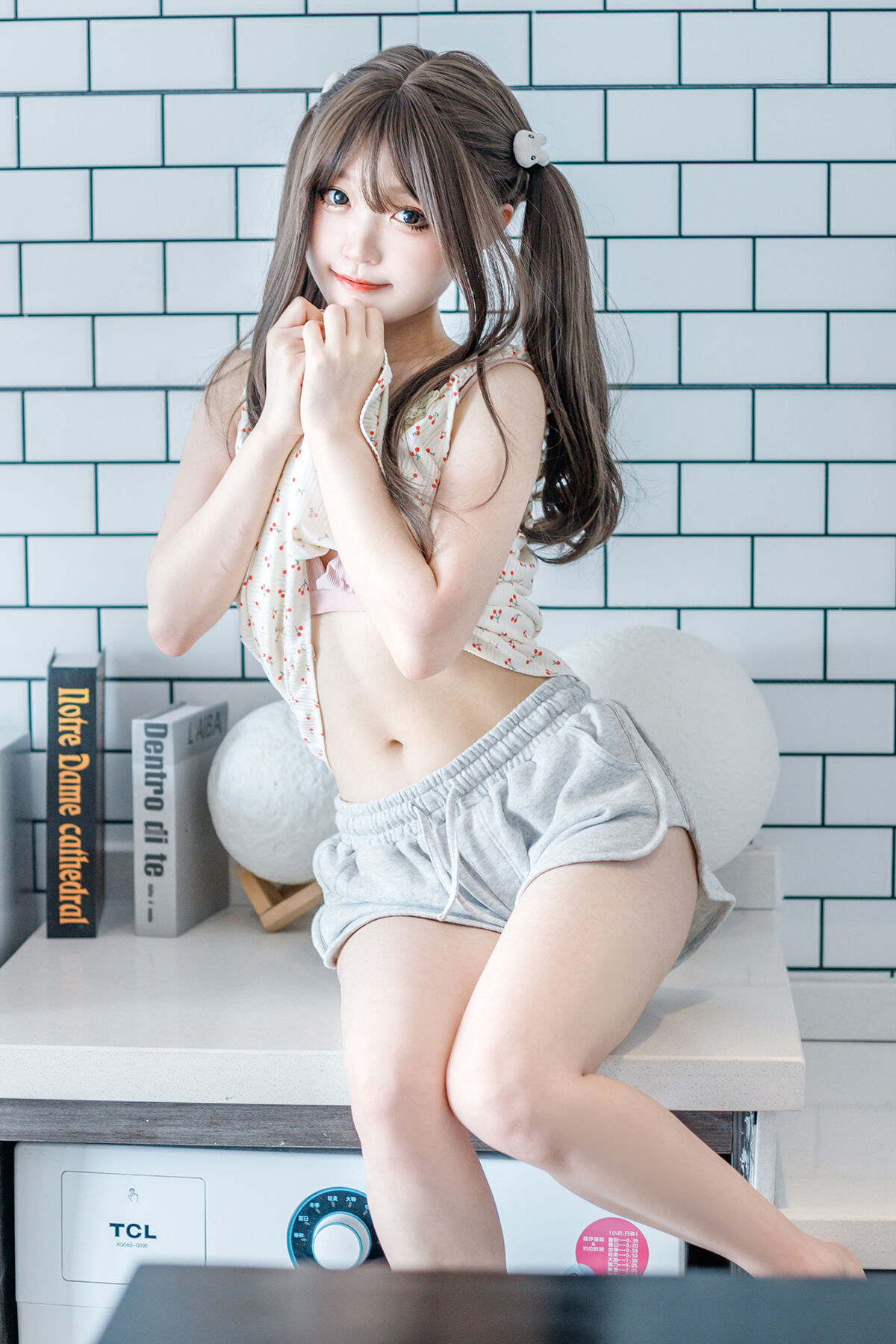 Coser@神沢永莉 – 黄色吊带睡衣兔兔