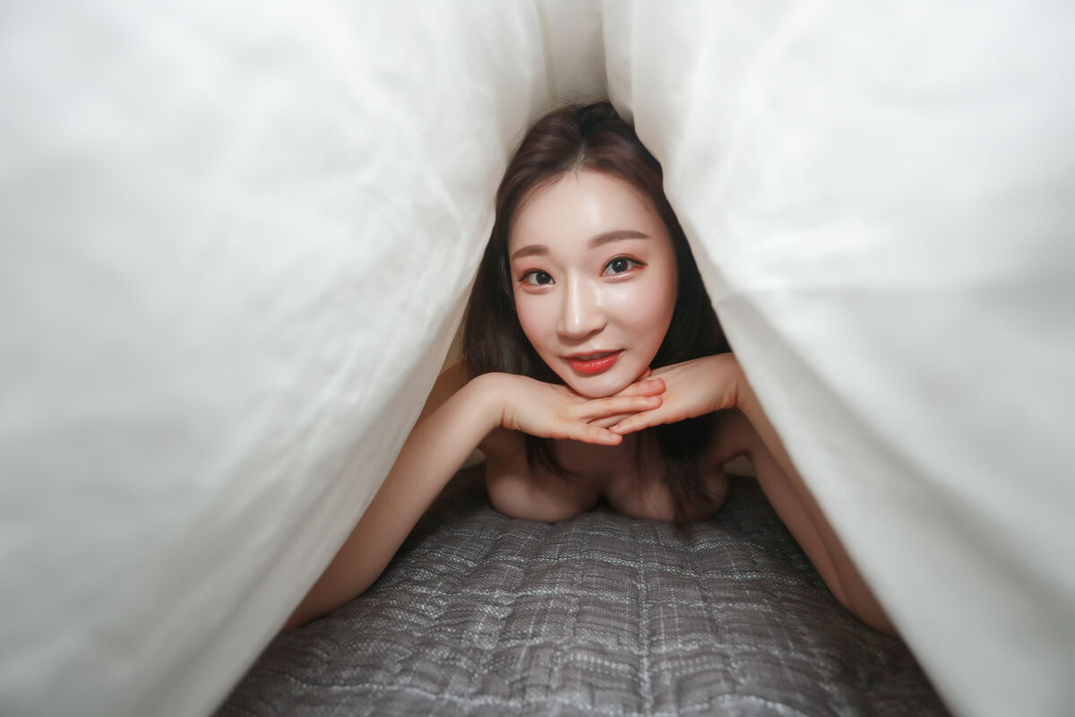 SUA Vol 1 Photobook Leak 0039 3495626869.jpg