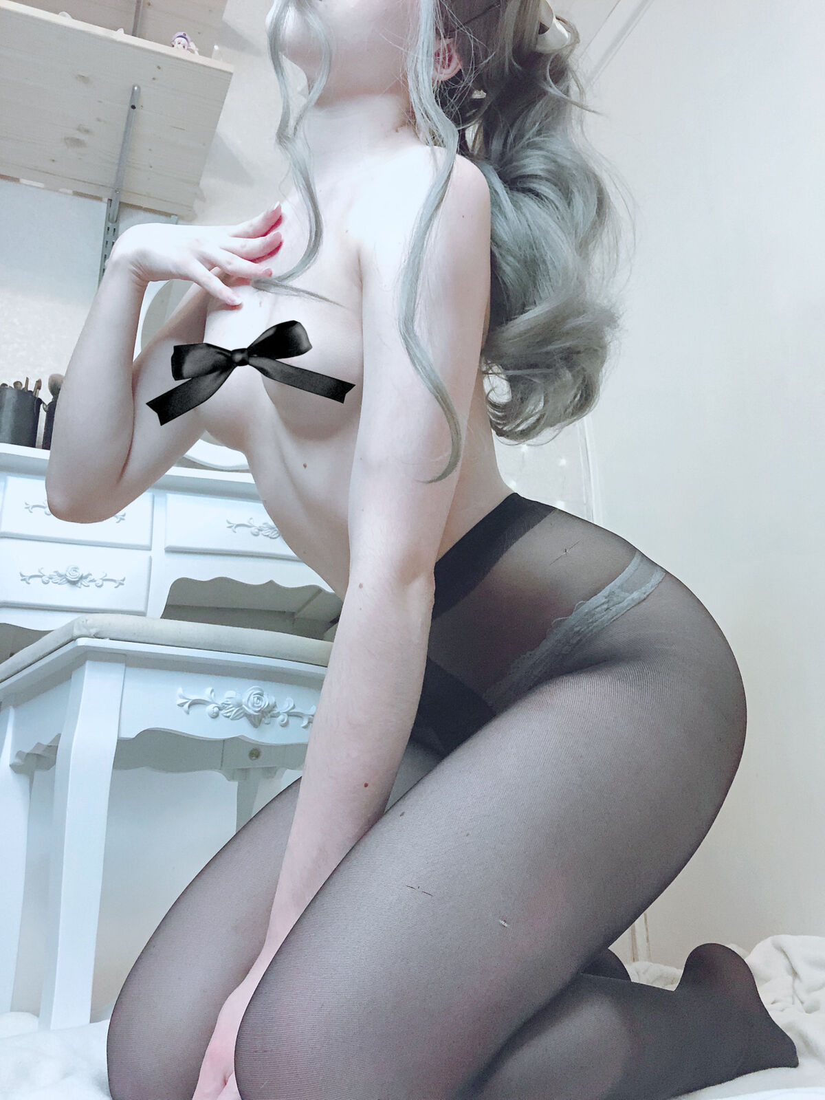 Coser@Candy_Ball Implied Nude with Stockings 0010 7036085599.jpg