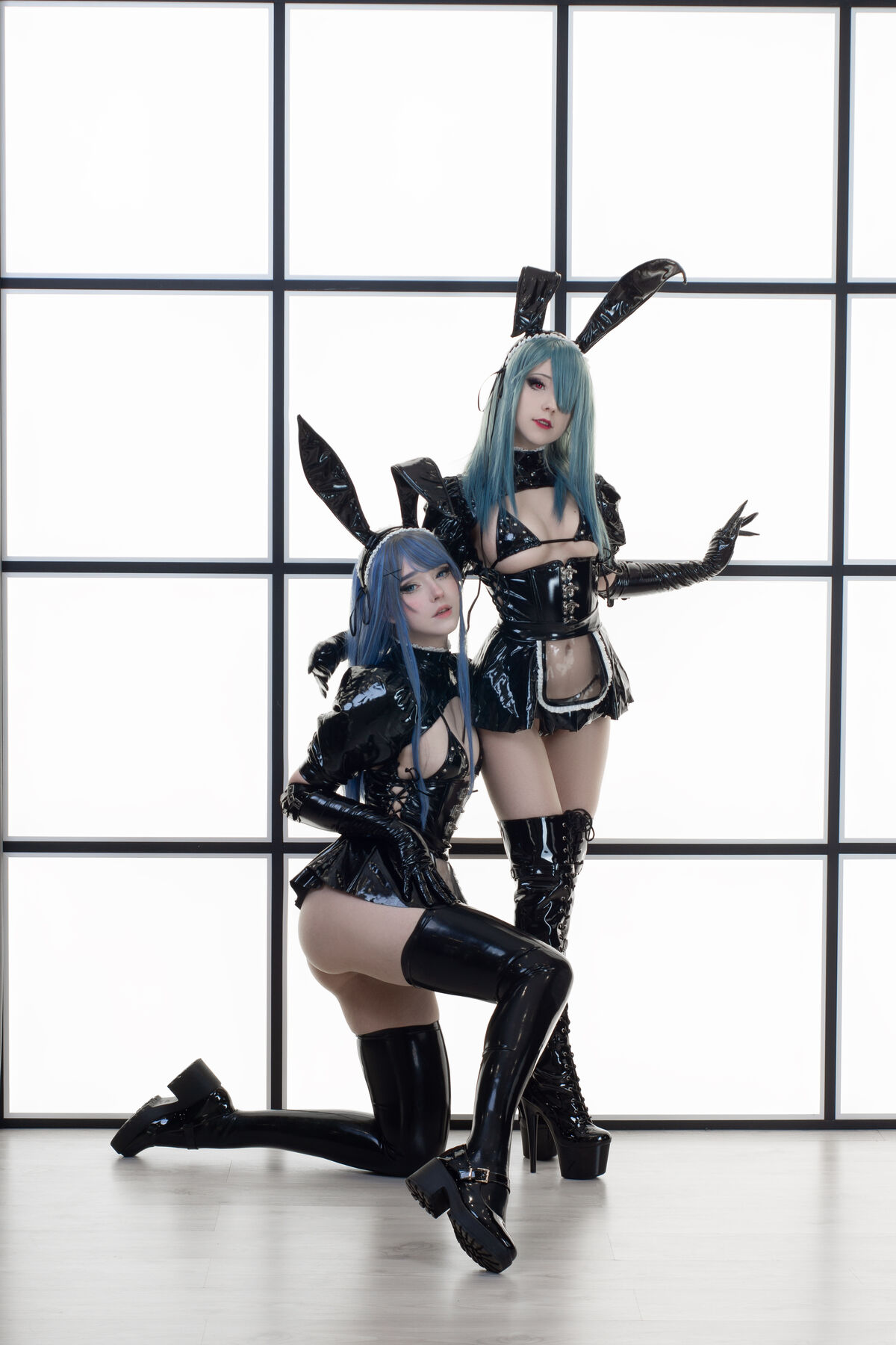 Coser@Candy_Ball Latex Bunny Twins 0011 6036687005.jpg