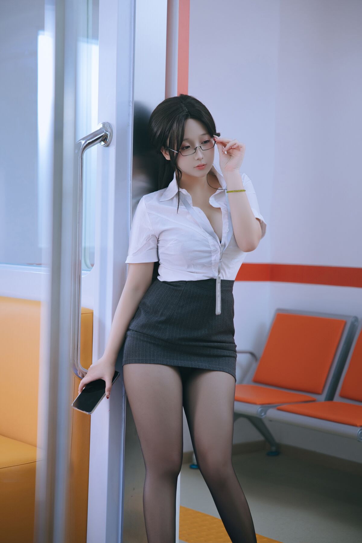 Coser@日奈娇 地铁OL Part4 0026 9517028337.jpg