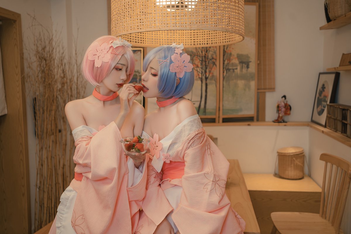 Coser@爆机少女喵小吉 Nekokoyoshi And 金鱼kinngyo 从零开始的女体盛宴 Part1 0001 3056096407.jpg