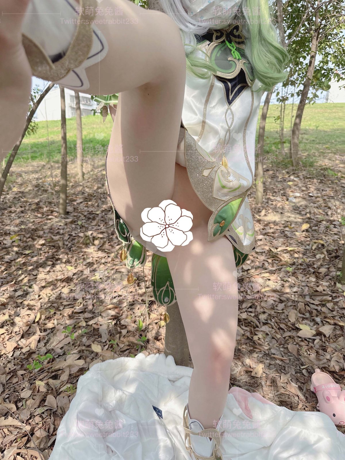 Coser@软萌兔兔酱 COS草神纳西妲 水晶棒玩弄娇嫩菊花小骚穴 水嫩一线天白虎嫩B 0018 1816700030.jpg