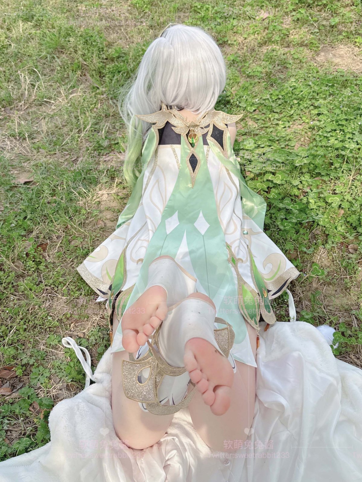 Coser@软萌兔兔酱 COS草神纳西妲 水晶棒玩弄娇嫩菊花小骚穴 水嫩一线天白虎嫩B 0042 2202316441.jpg