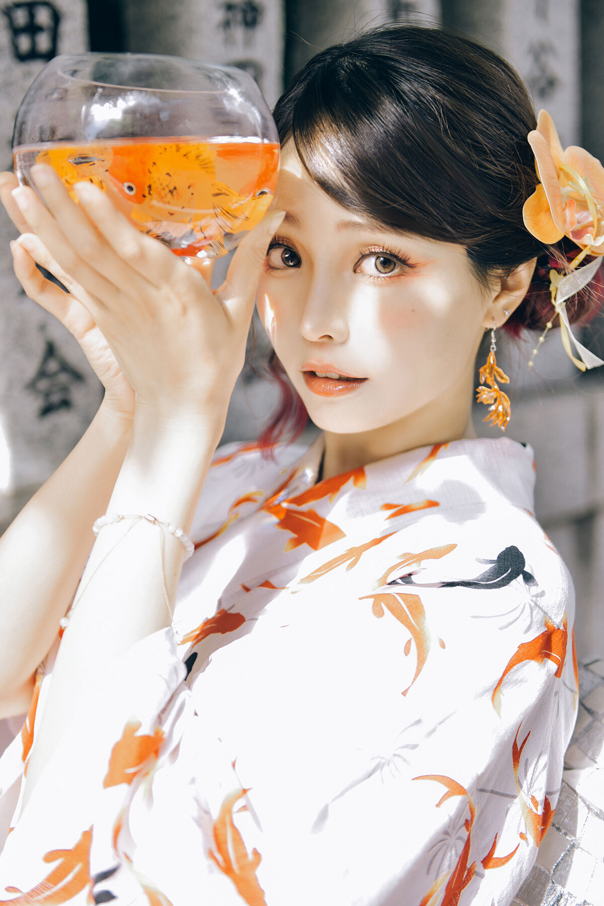 Coser@ElyEE子 Ely_eee – Goldfish Stroll 金魚散步