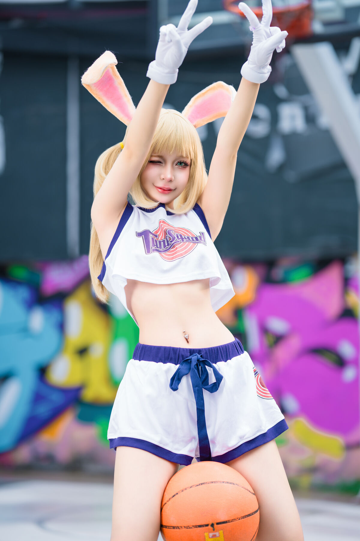 Coser@UmekoJ Lola Bunny 0001 9737501562.jpg