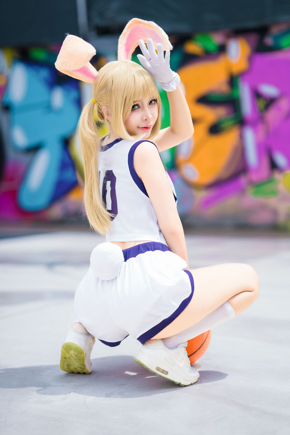 Coser@UmekoJ Lola Bunny 0006 9714712390.jpg