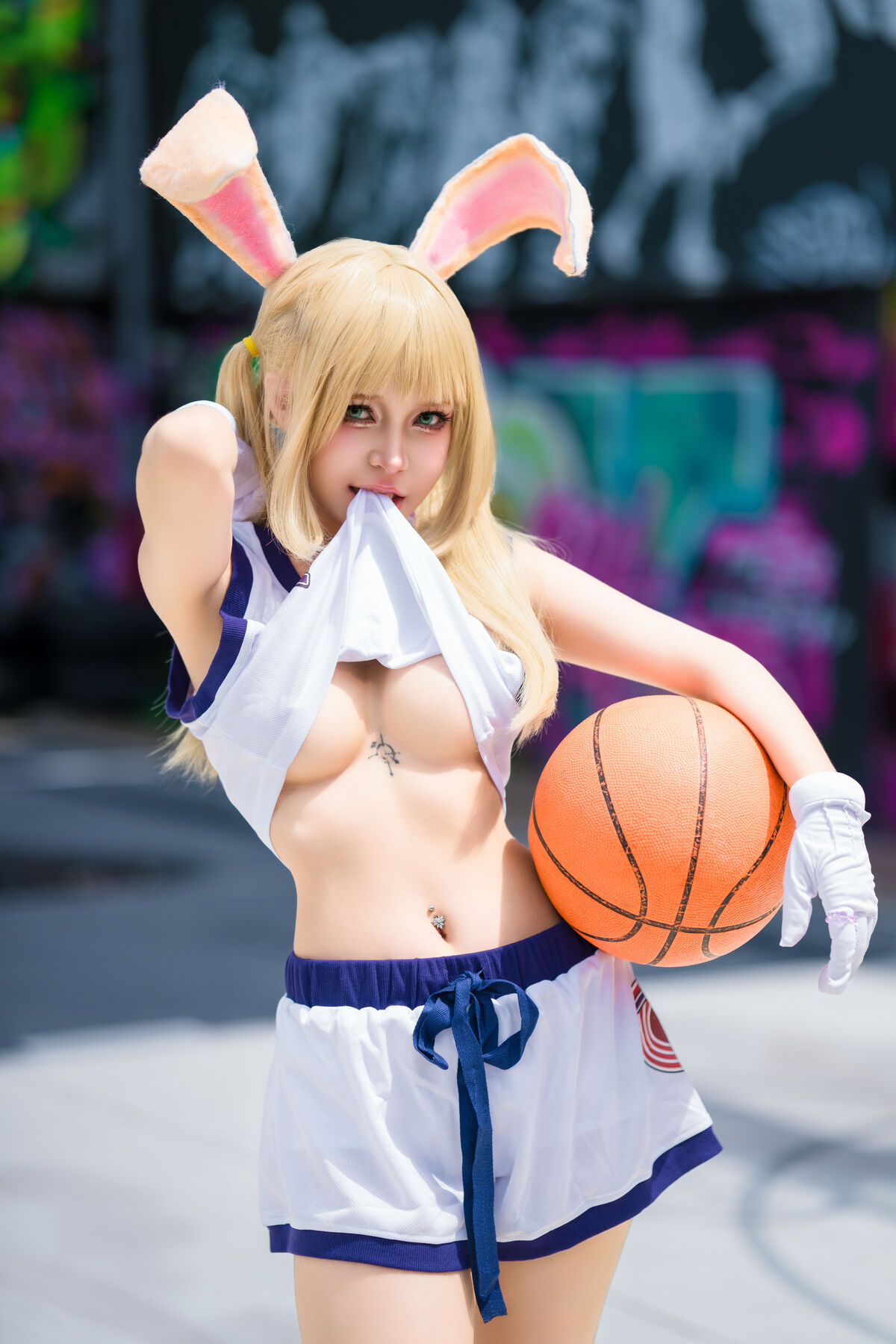 Coser@UmekoJ Lola Bunny 0008 6949803719.jpg