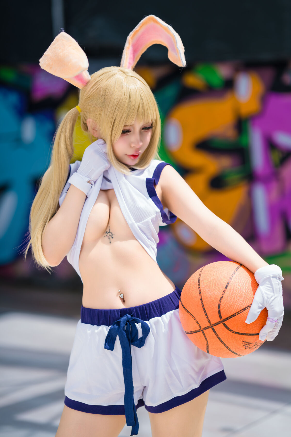 Coser@UmekoJ Lola Bunny 0010 7983028589.jpg