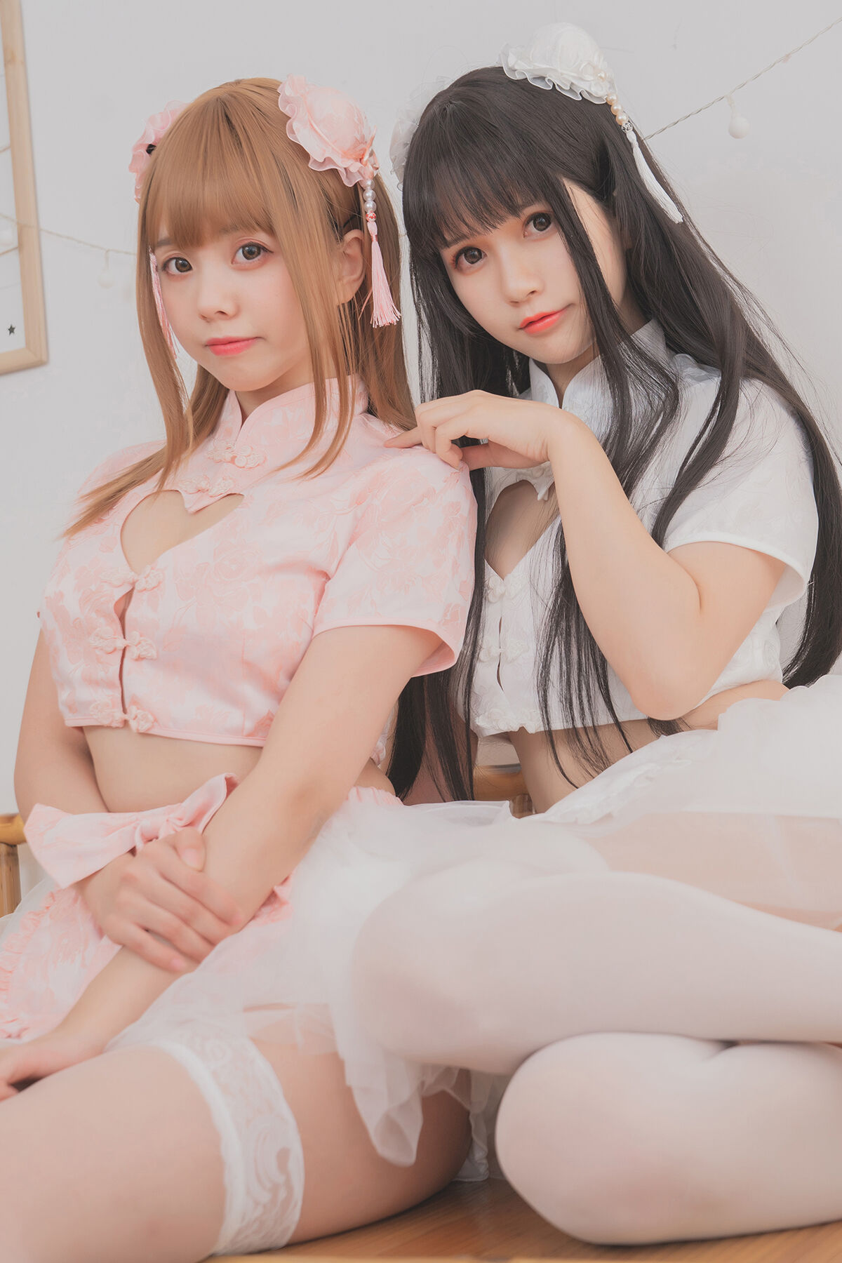 Coser@Yoko宅夏 And 小野妹子W And 白金Saki – 四人彼女 Part2