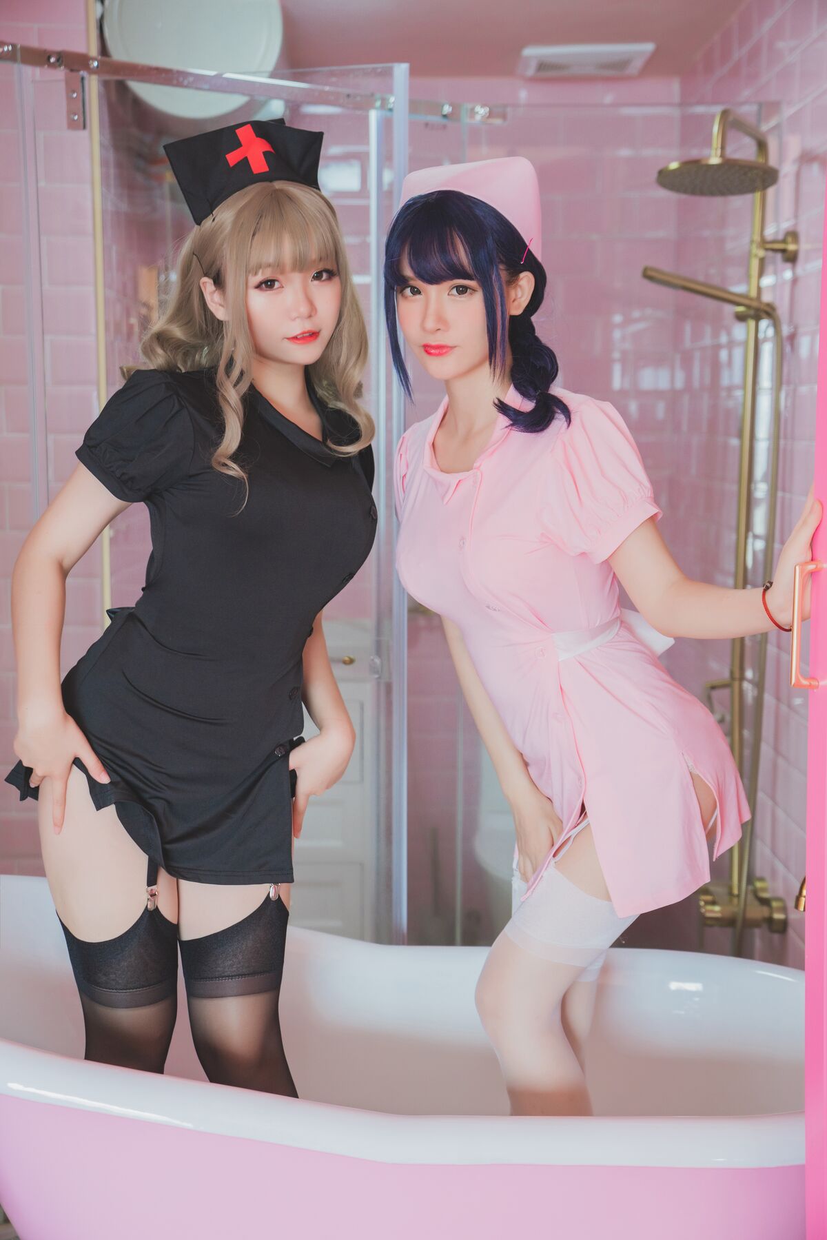 Coser@Yoko宅夏 And 小野妹子W And 白金Saki 四人彼女 Part3 0016 6382767651.jpg