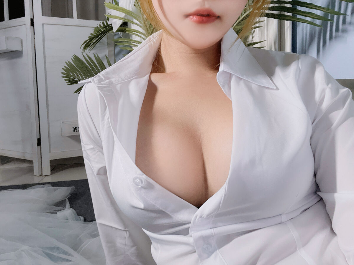 Coser@eloise软软 OL Part2 0022 1636962279.jpg