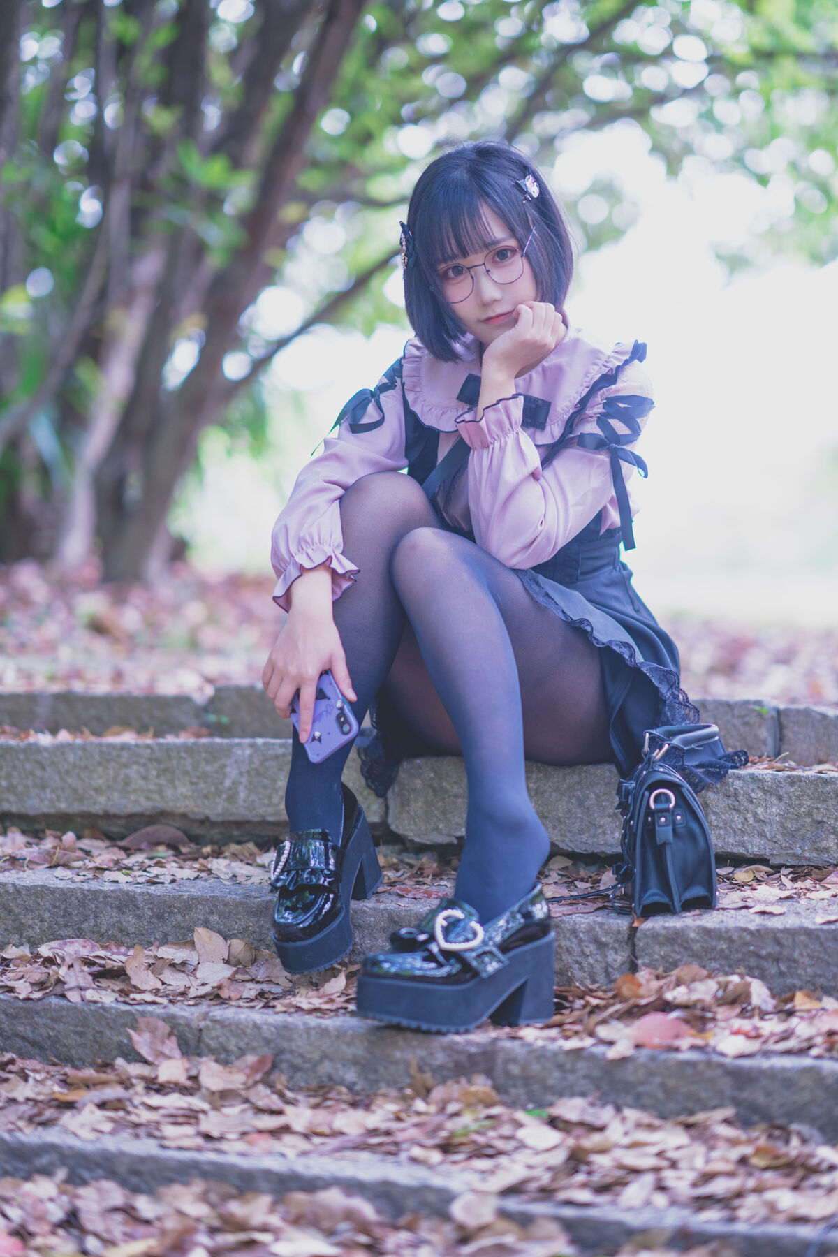 Coser@lunananya 黑丝地雷妹 0012 1312650859.jpg