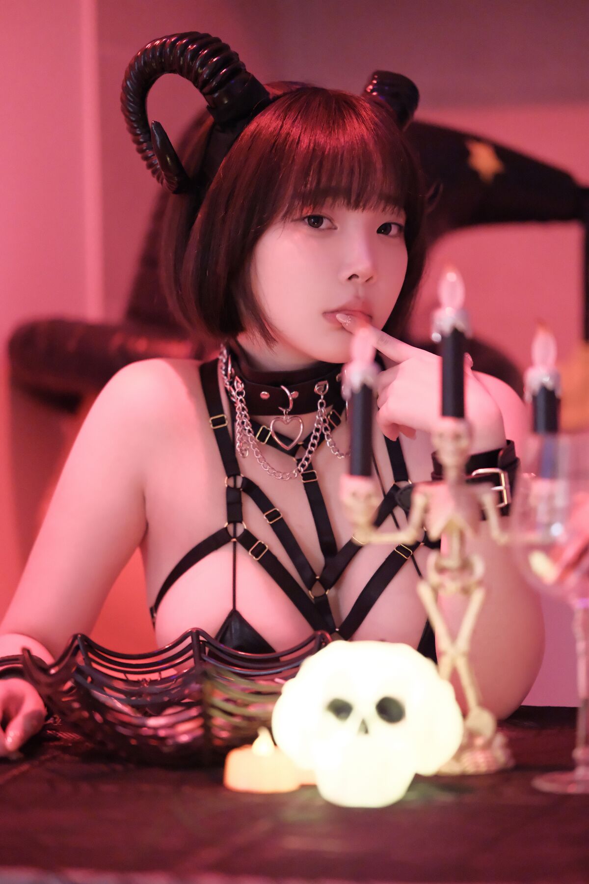 Kang In kyung 강인경 Halloween Part1 0003 0551669525.jpg